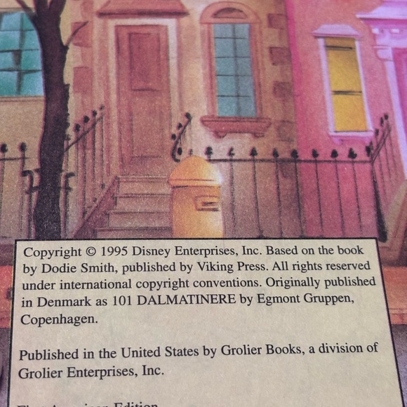 Disney Colorful Storybook Collection of 4 hardcover classic books - Picture 6 of 12